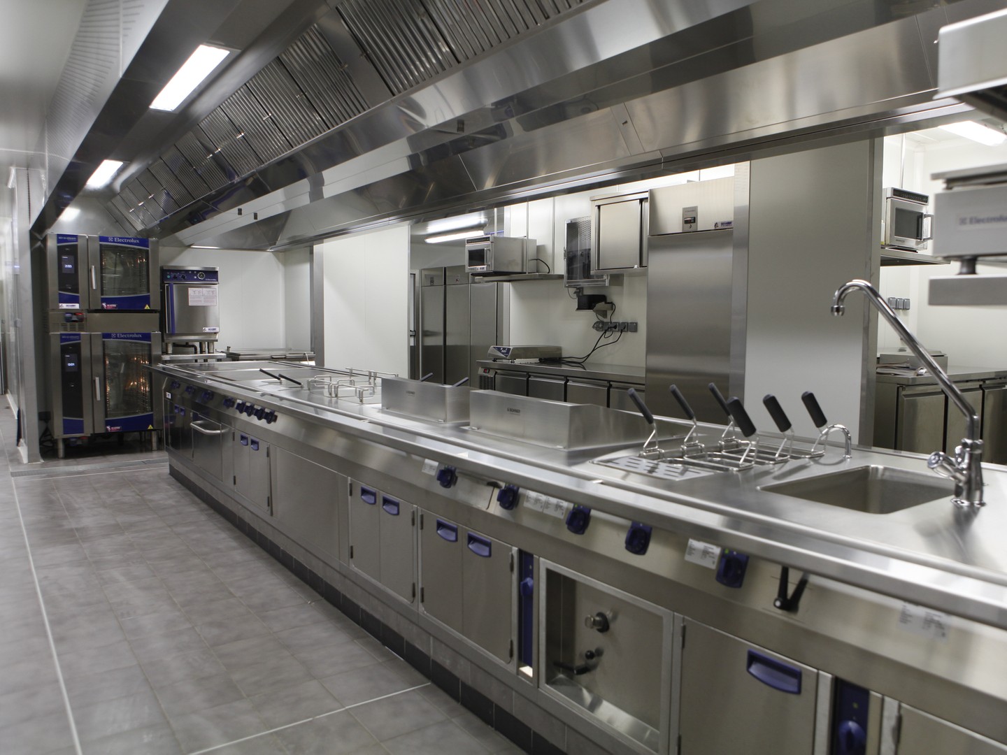 fournisseur equipement cuisine professionnelle